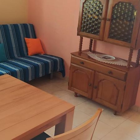 אומיס Apartments Ivka מראה חיצוני תמונה