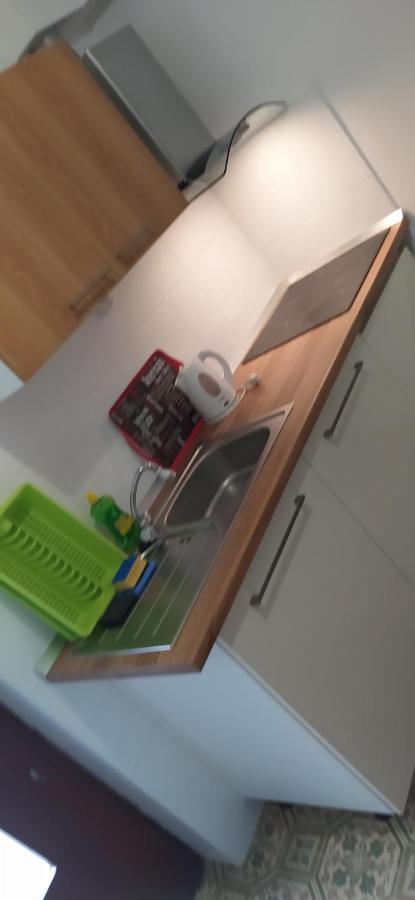 אומיס Apartments Ivka מראה חיצוני תמונה