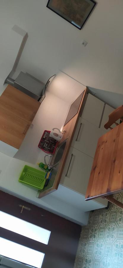 אומיס Apartments Ivka מראה חיצוני תמונה