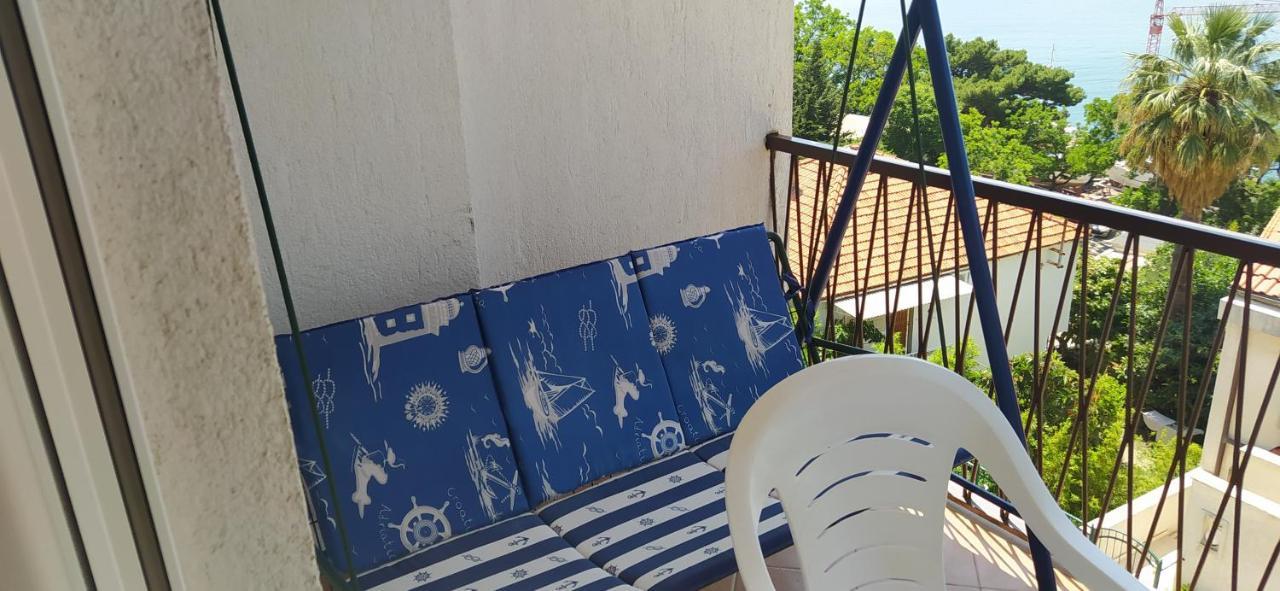 אומיס Apartments Ivka מראה חיצוני תמונה